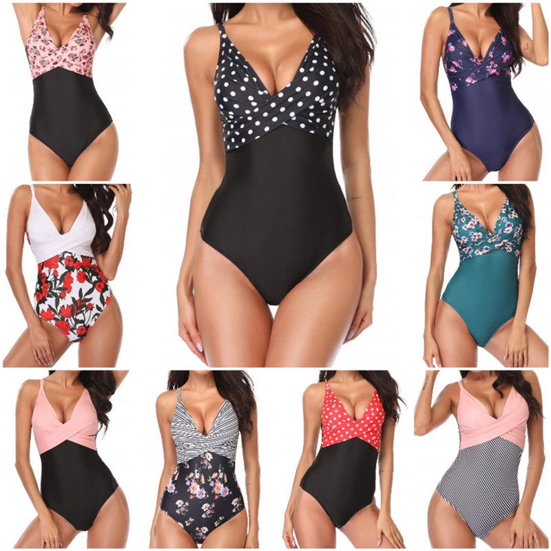 Fashionable Women's Slim Colorblock Swimsuit With Chest Pad