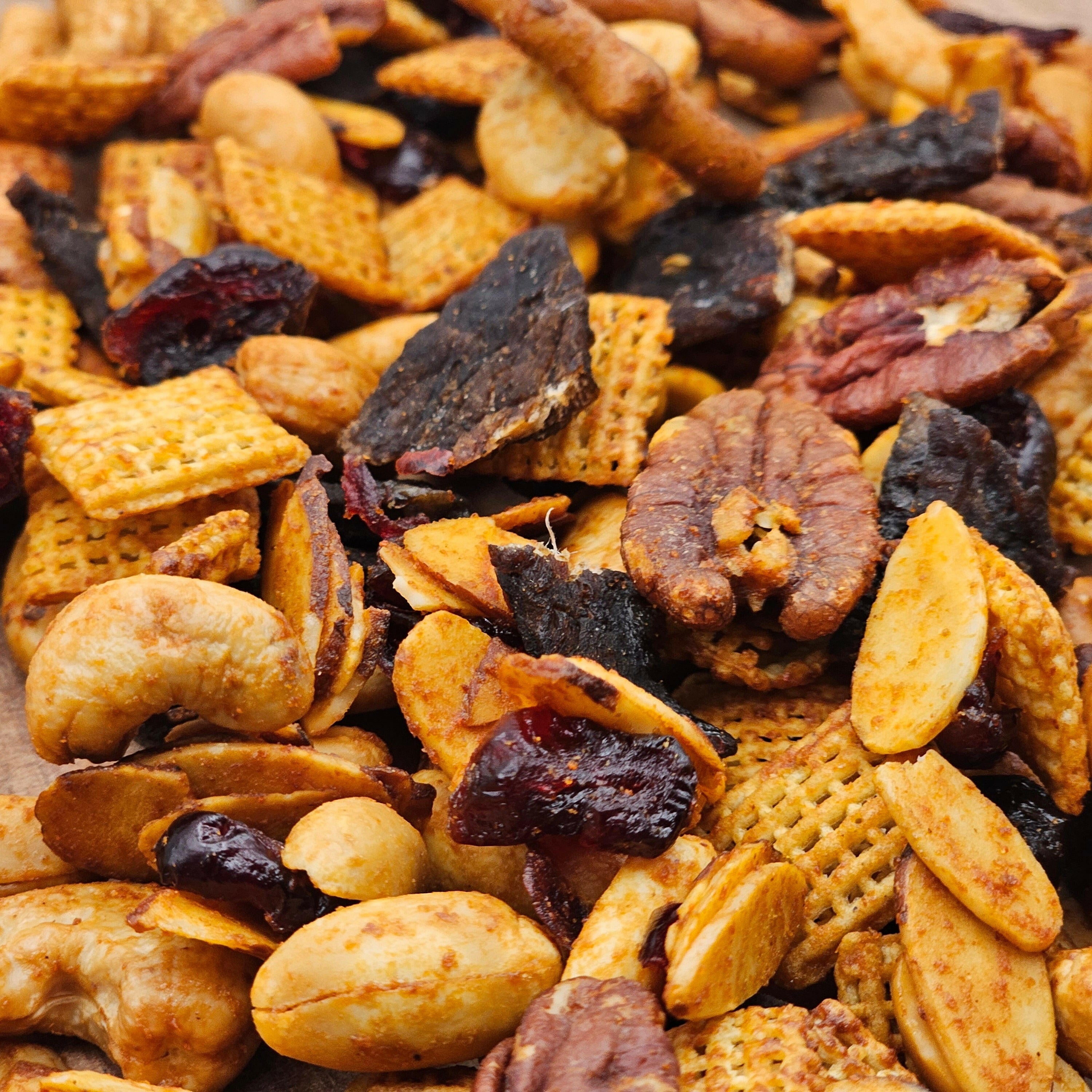 Cuts & Crunch™: Sweet Hot & Spicy Premium Trail Mix